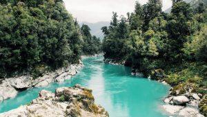 The Ultimate Guide to Solo Travel: Tips and Tricks